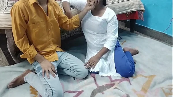 मेरी college friend ne mujhe apne Ghar बुलाके अपनी चूत में लंद डलवायाhot sexy porn video xxxsoniya