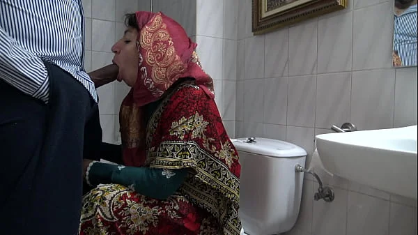 A horny Turkish muslim wife meets with a black immigrant in public toilet