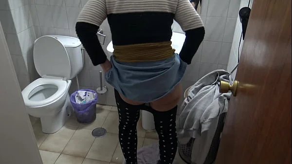 pregnant amateur stepmom has hardcore kinky sex in the bathroom