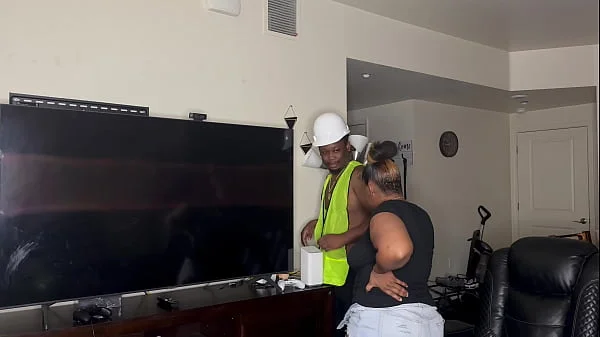 Construction Worker Whore Kendale Give His Client A BBC While On The Job