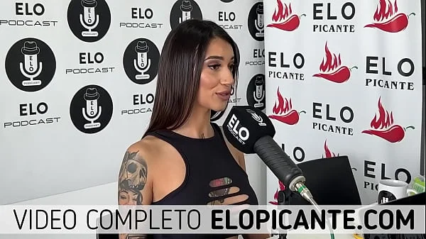 LILACK INTERCAMBIA LA TANGA CON ELO PODCAST EN EL CUARTO PICANTE