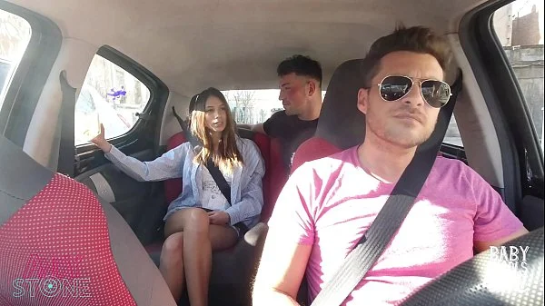 SEX ON UBER, BLOWJOB IN THE BACK SEAT! PUBLIC FUCKING!