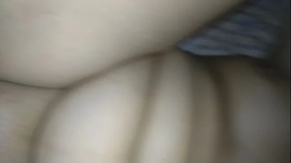 كسها .جميل احمر  كبيت لبني كله فيه