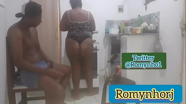 NA CASA DA MINHA NAMORADA ELA FAZENDO O JANTAR EU QUERENDO COMER A SOBREMESA PRIMEIRO, FUI PARAR NA CAMA DELA EM SEGUIDA /VIDEO COMPLETO NO RED/ BASTIDORES DO ROMYNHORJ