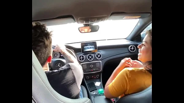 Marido larga esposa nua no meio da rua em João Pessoa Luana Kazaki
