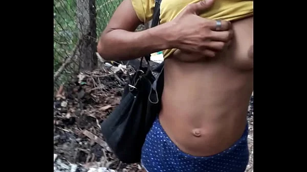 Homeless show tits and pussy