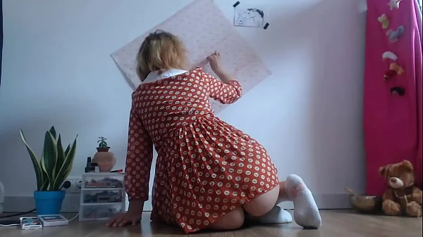 Trailer of a video horny with a dress without undies