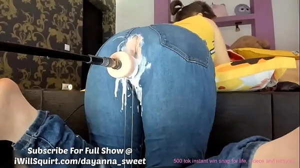 Machine Dildo Makes PAWG Big Booty MILF Creamy Squirt All Over Her Jeans